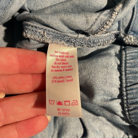 3/$20 Justice Girls Denim Blouse Size 8 - Button-Up Knot Front Shirt - Picture 10 of 10